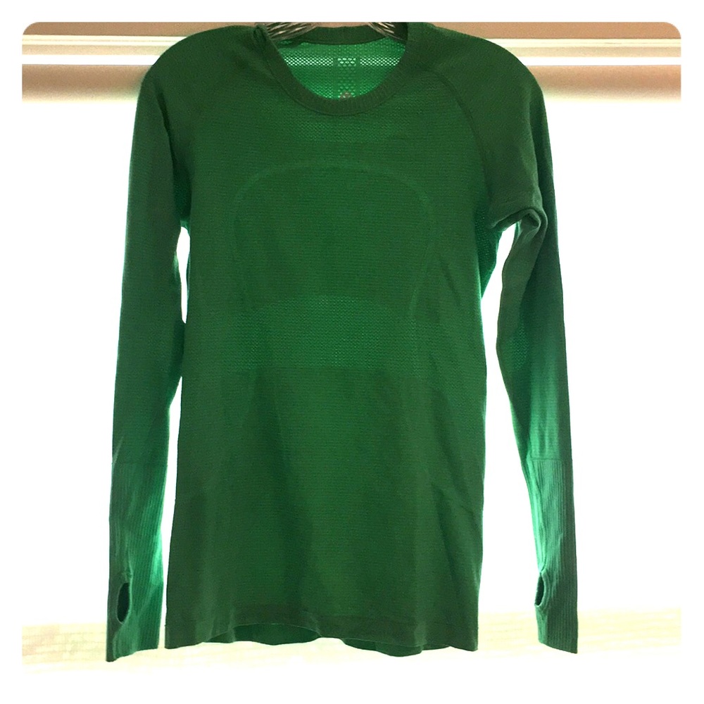 Green LuluLemon Long Sleeve Top